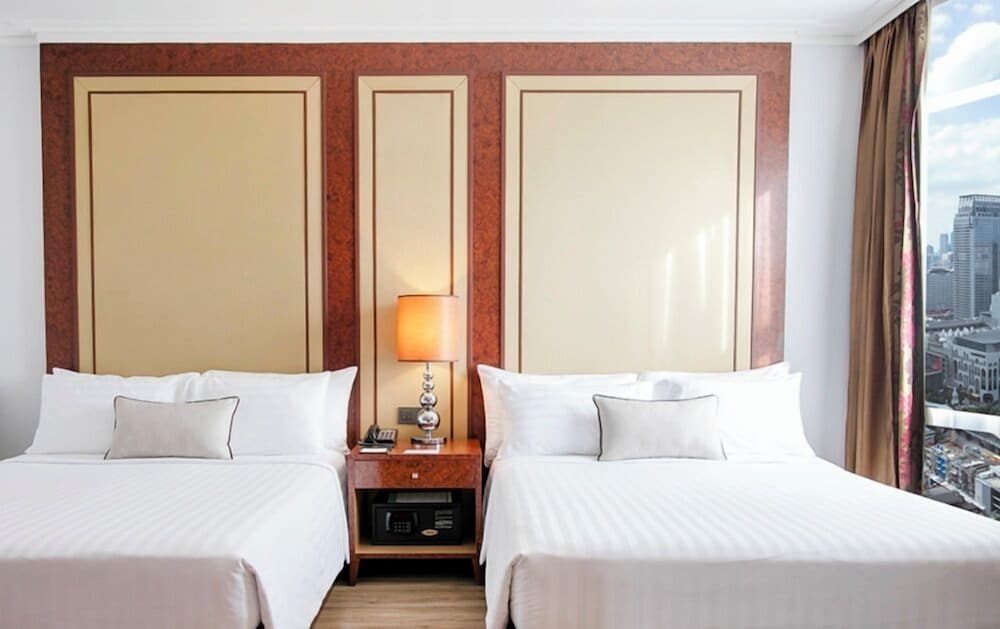 Фото The Berkeley Hotel Pratunam