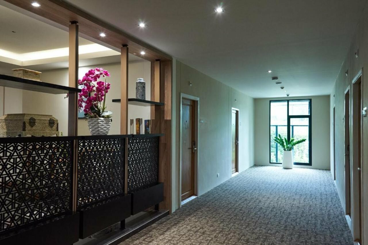 Фото Almas Hotel Bangkok