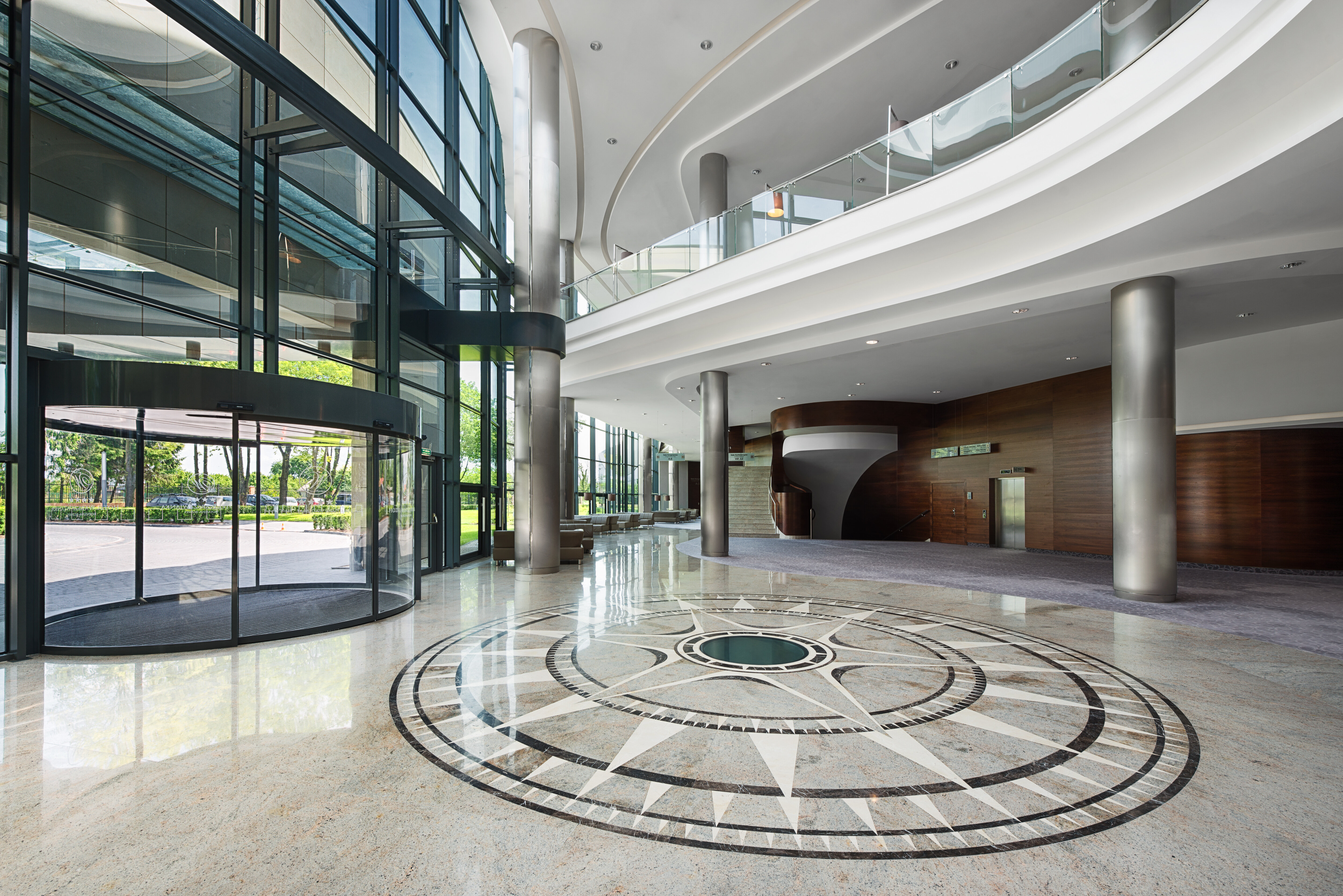 Фото Hotel Warszawianka