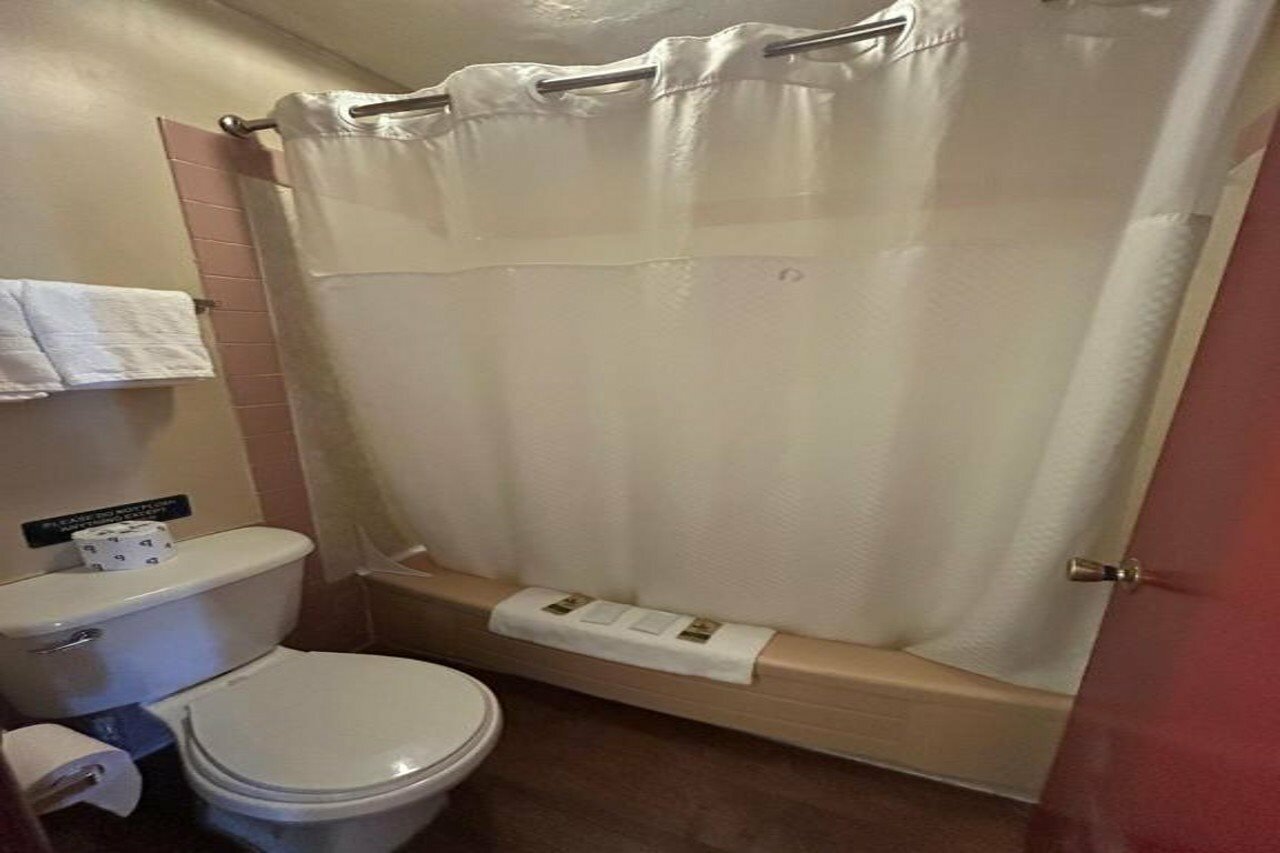 Фото Beaverton Budget Inn