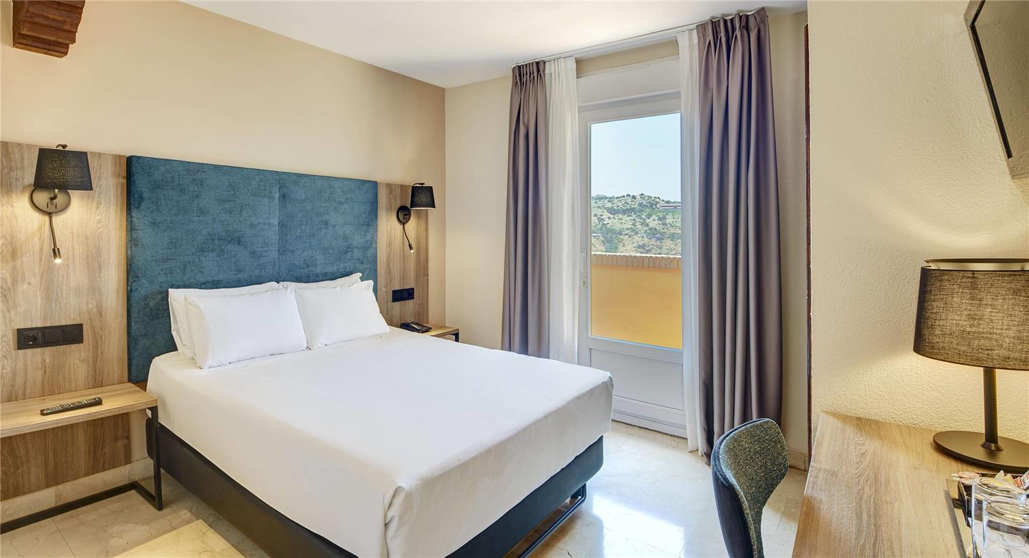 Фото Hotel Sercotel Alfonso VI