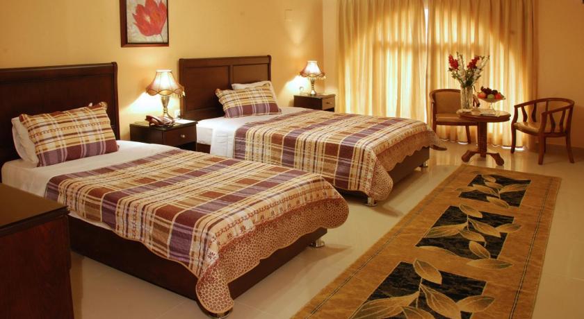 Фото Jardaneh Hotel