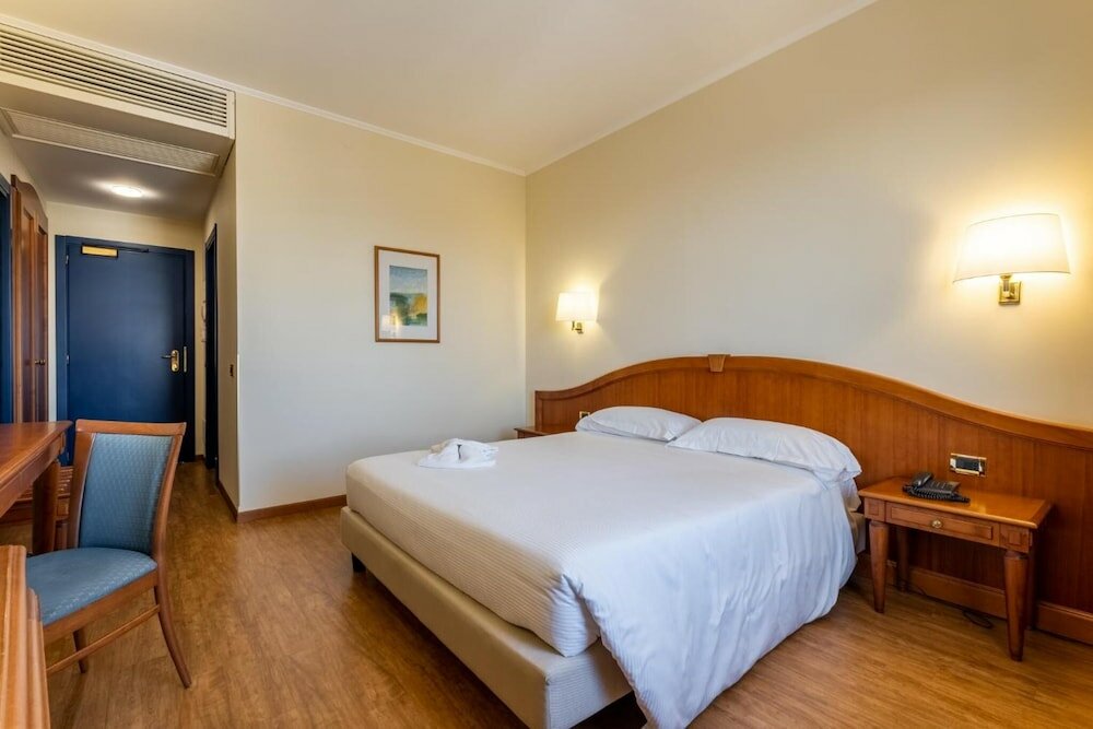 Фото Hotel President