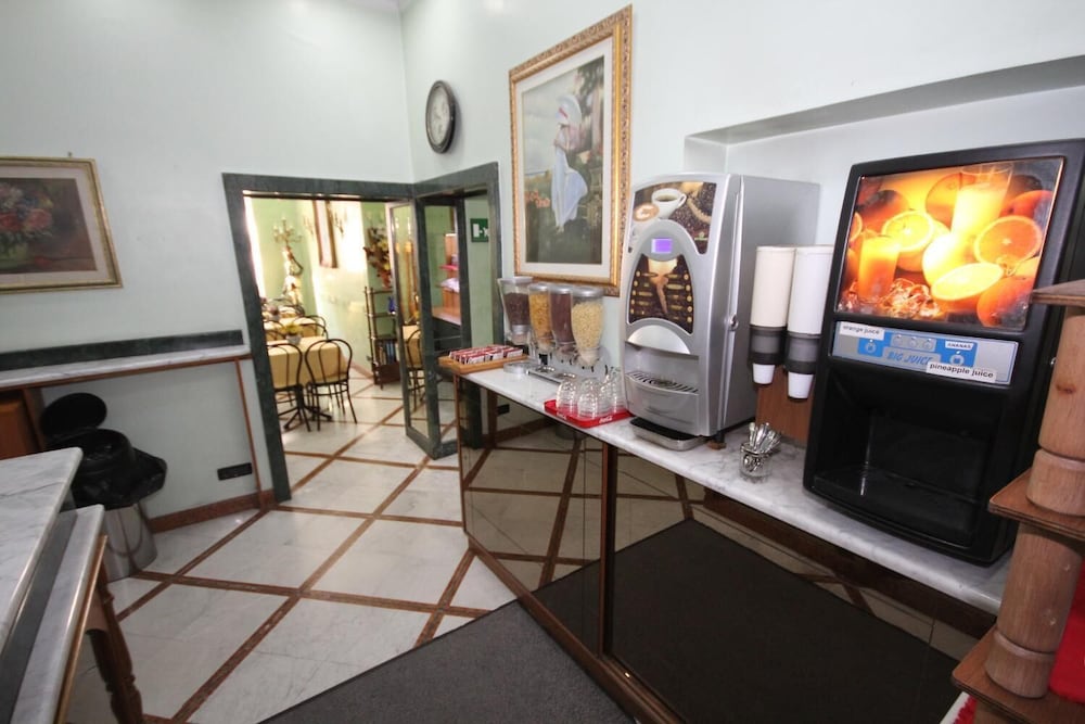 Фото Hotel Marisa