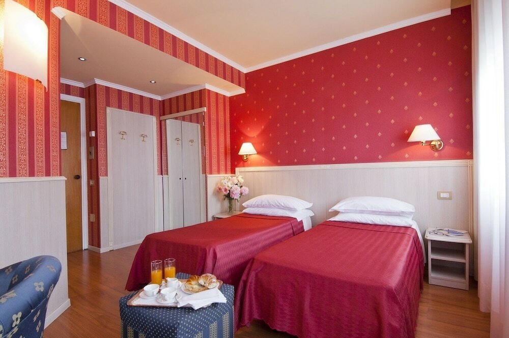 Фото Hotel Garda