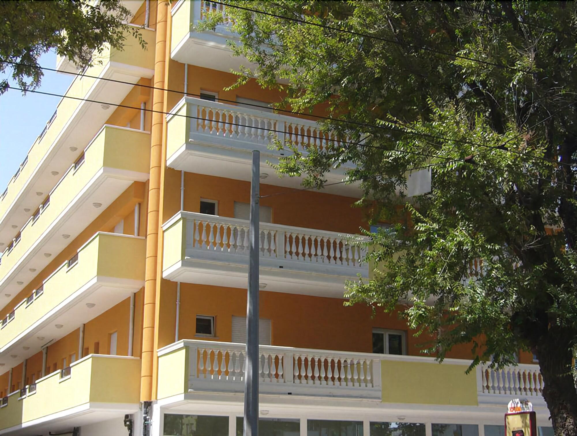 Фото Hotel Villa Linda