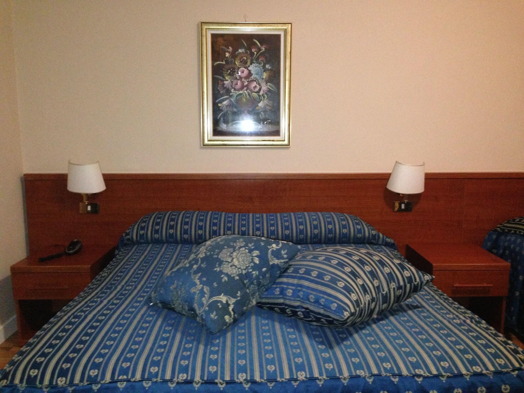 Фото Hotel Fenicia