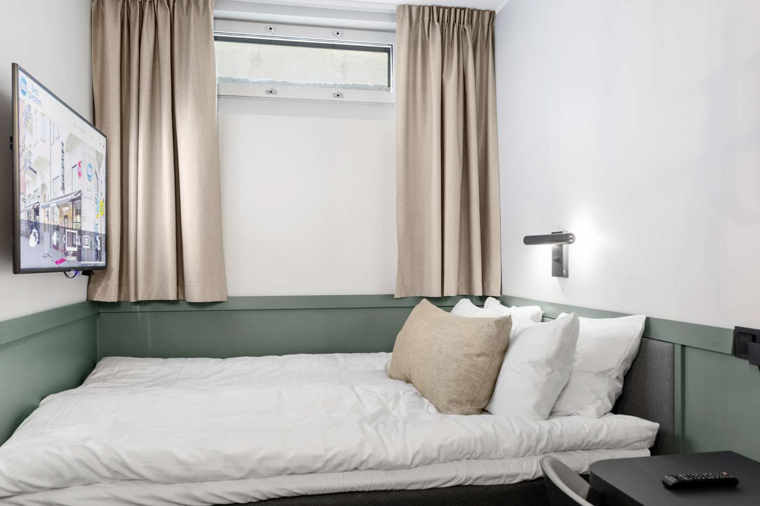 Фото Best Western Hotel at 108