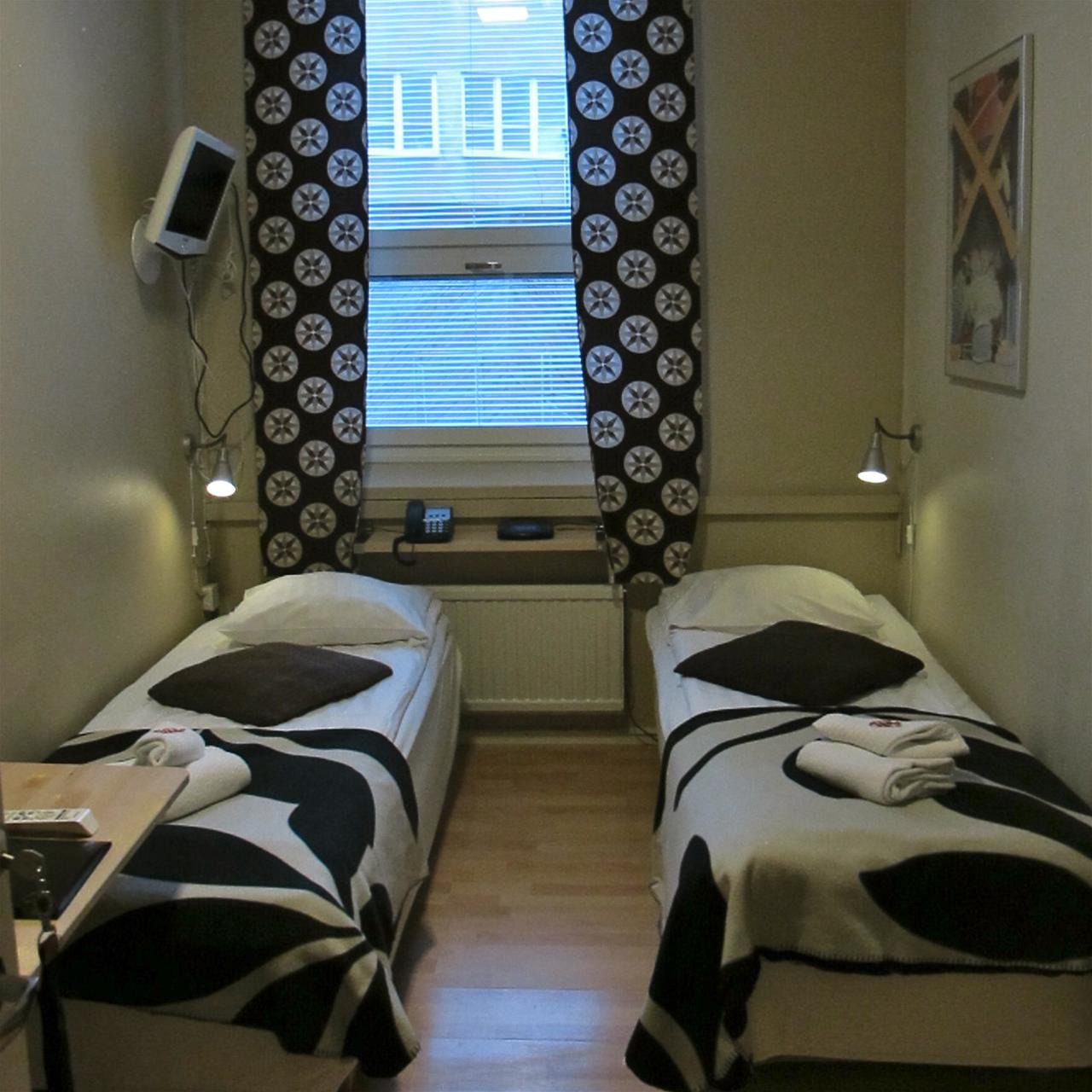 Фото Metro Hotel