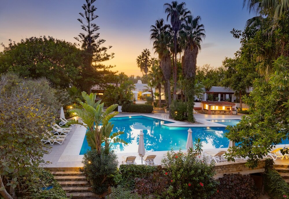 Фото Hotel Kabila