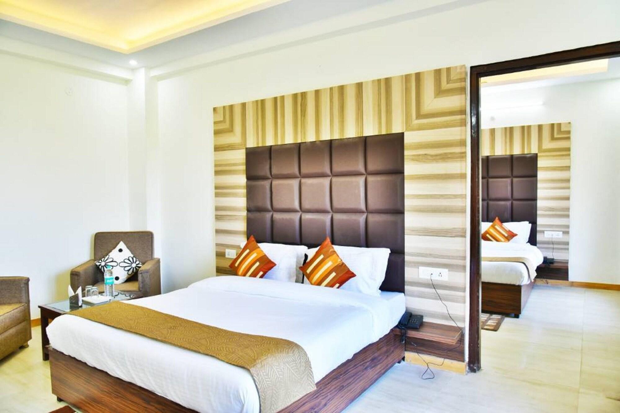 Фото Bear Valley Resort Dalhousie