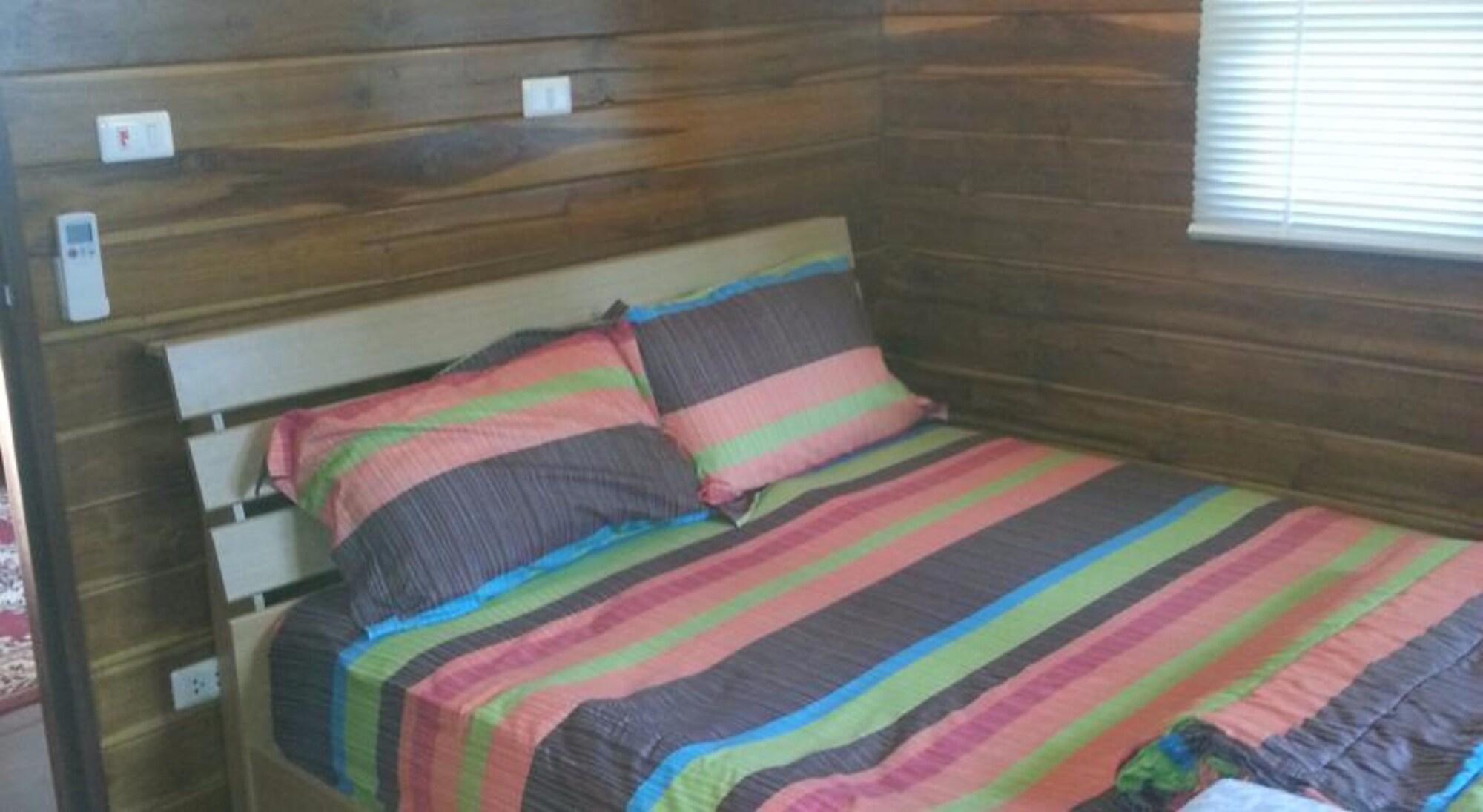 Фото Golden Teak Resort - Baan Sapparot