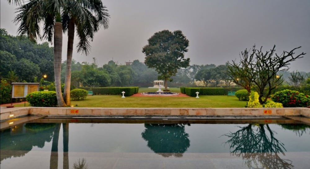 Фото Taj Nadesar Palace