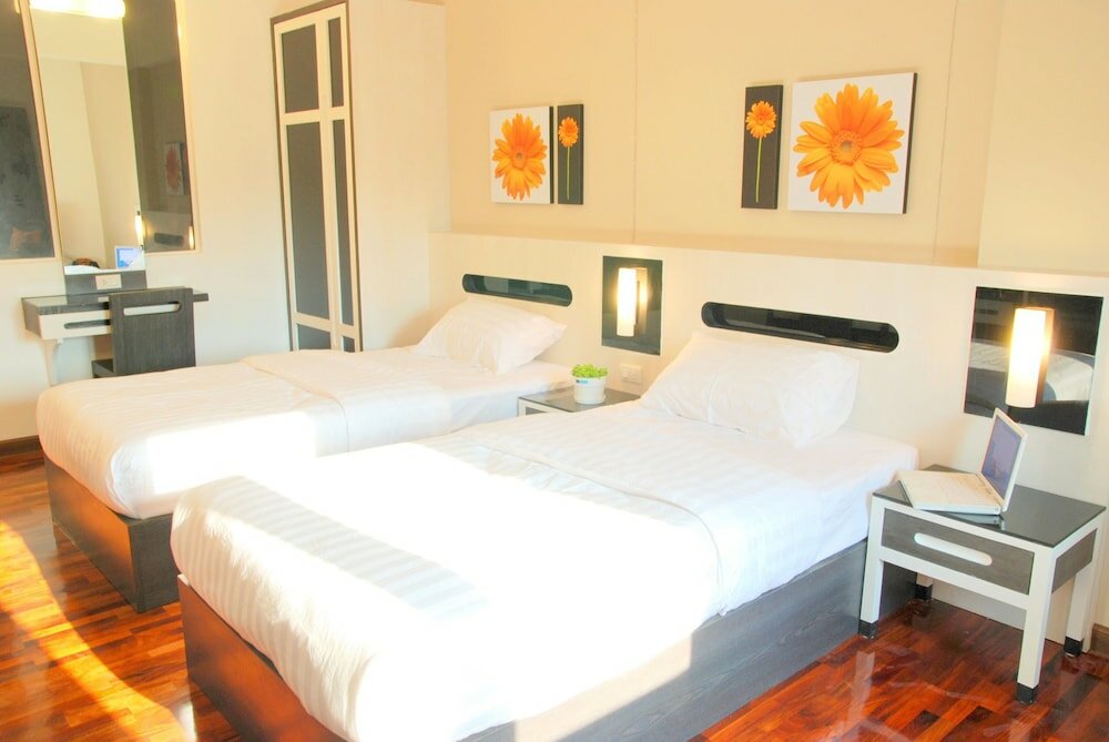 Фото The Inn Saladaeng