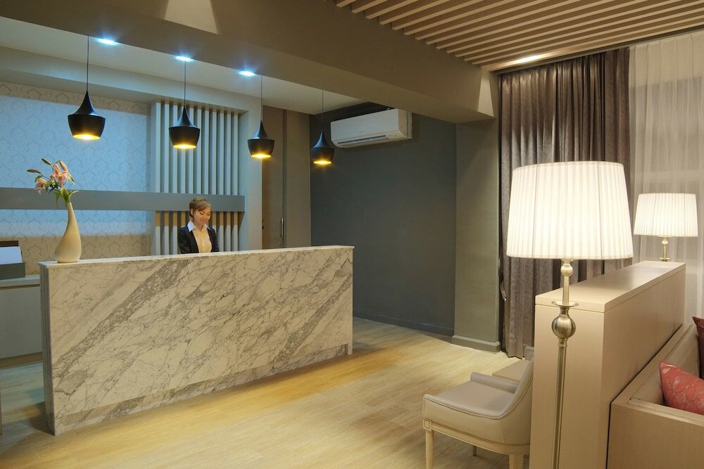 Фото The Raya Surawong Bangkok