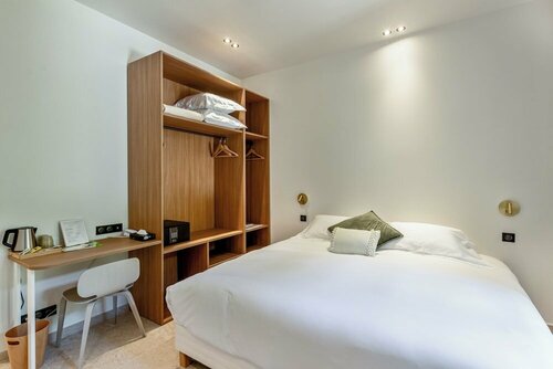 Внешний вид отеля La Garoupe Gardiole в Антибе, фото 5