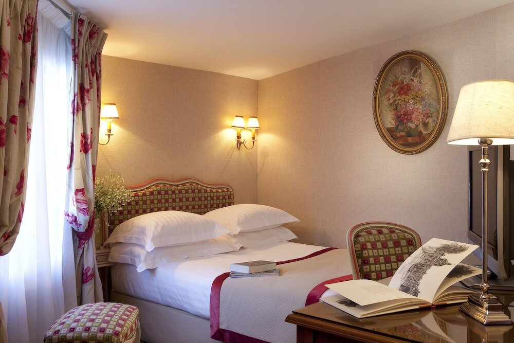 Фото Dauphine Saint Germain