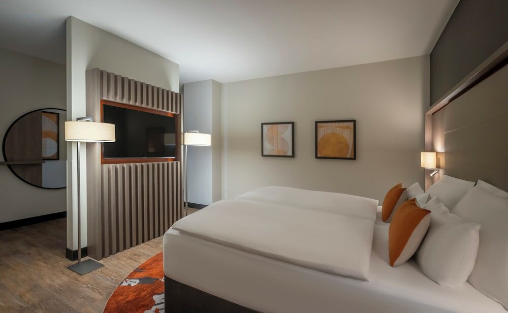 Фото Clayton Hotel Düsseldorf