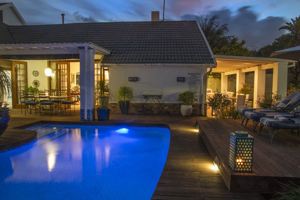 Фото Admiralty Beach House