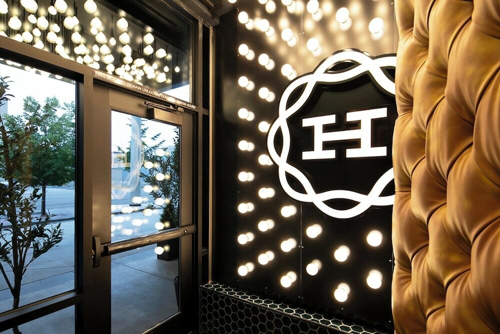 Фото Inn at 500 Capitol