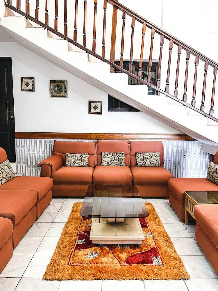 Фото Hill View Hotel McCarthy Hills