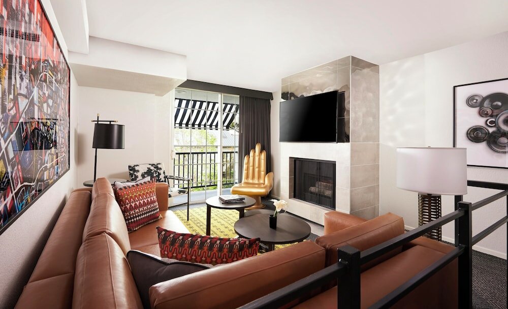 Фото Montrose at Beverly Hills