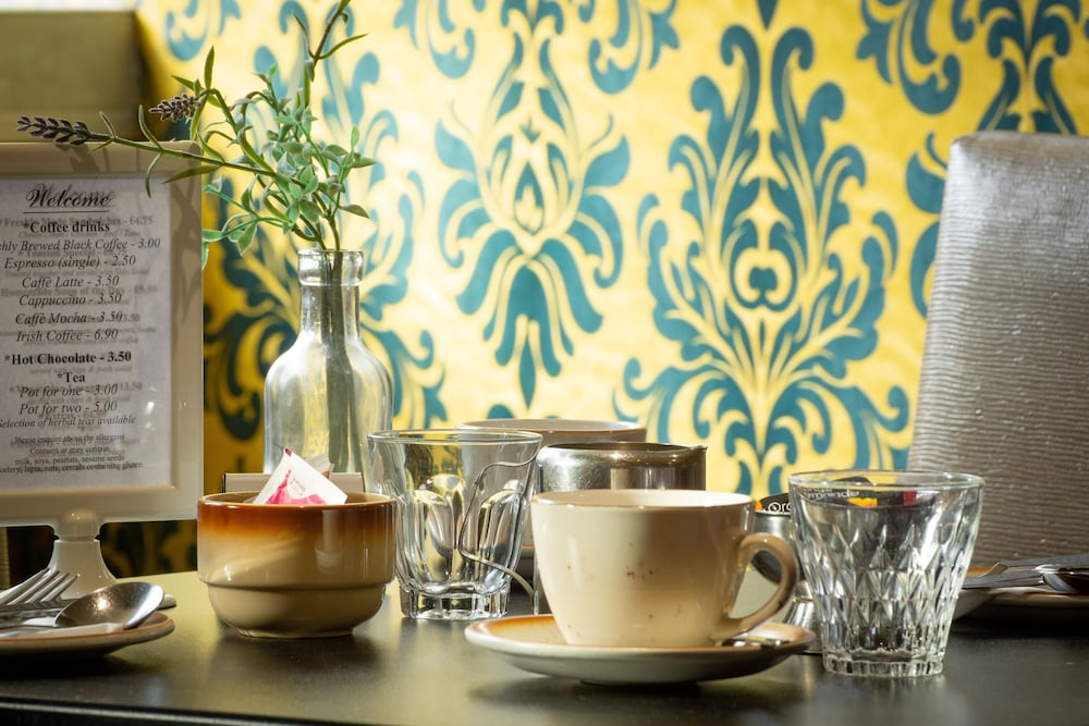 Фото Ashley Hotel