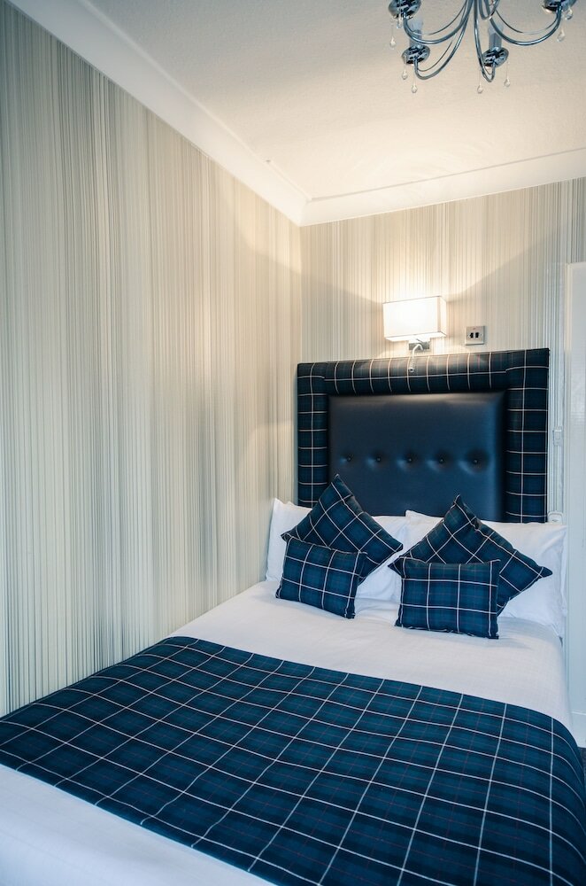 Фото Argyll Hotel