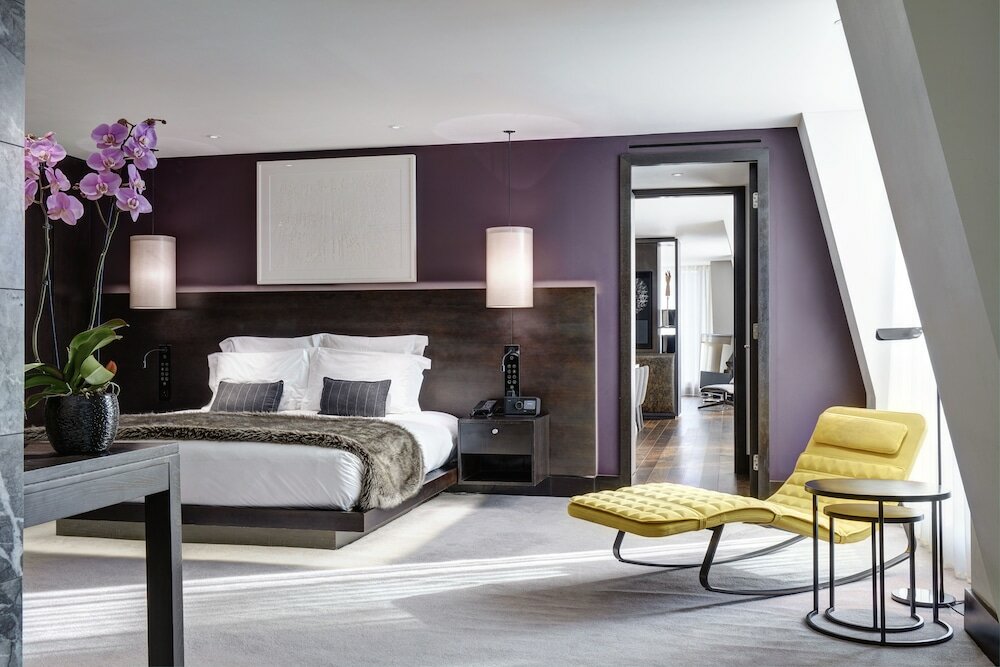 Фото South Place Hotel