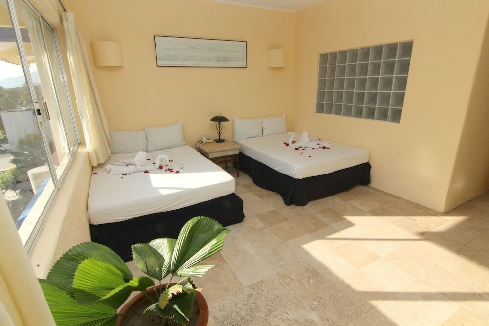 Фото Hotel Villamar Princesa Suites