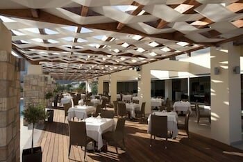 Фото Island Blue Hotel