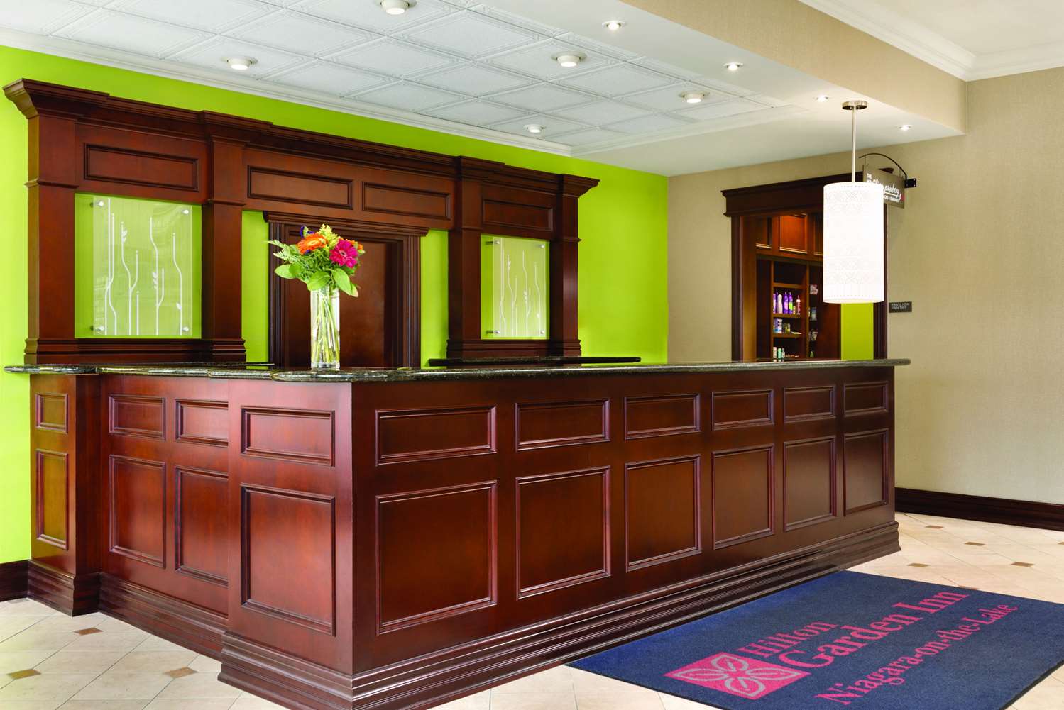 Фото Hilton Garden Inn Niagara-On-The-Lake