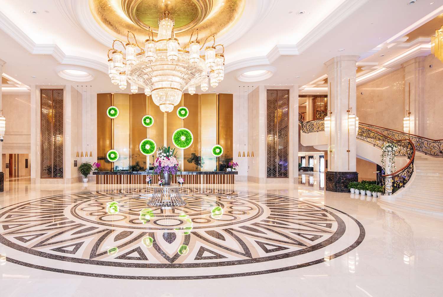 Фото Howard Johnson New District Plaza Ziyang