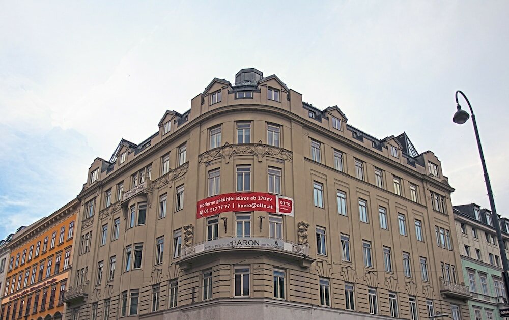 Фото Hotel Pension Baron am Schottentor