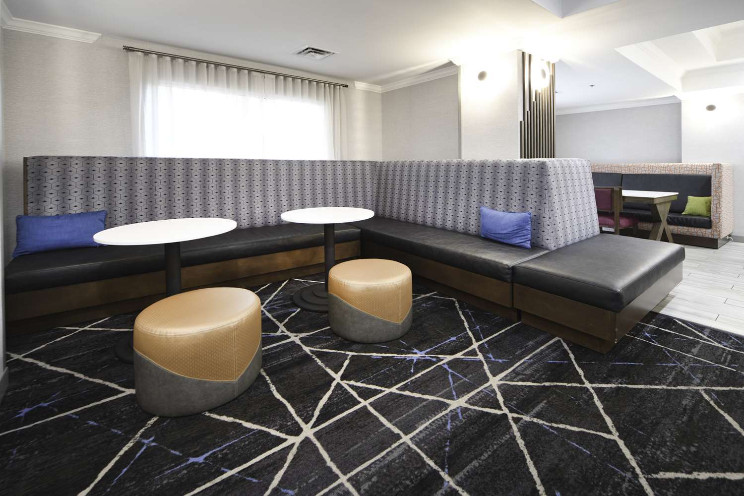 Фото Hampton Inn Bryant