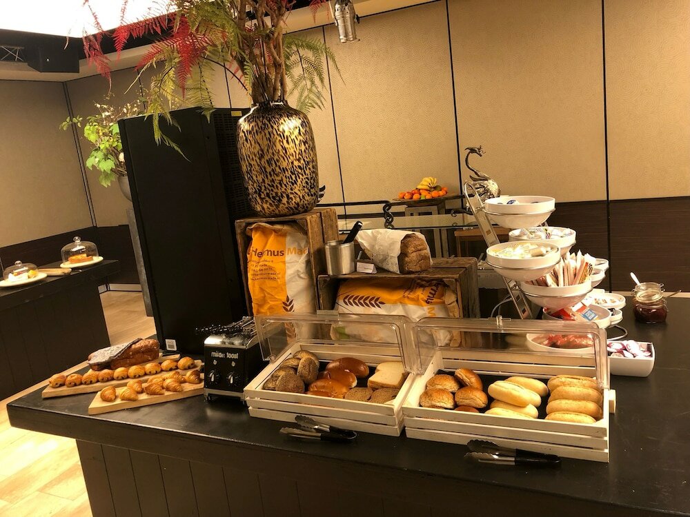 Фото Fletcher Hotel-Restaurant De Korenbeurs