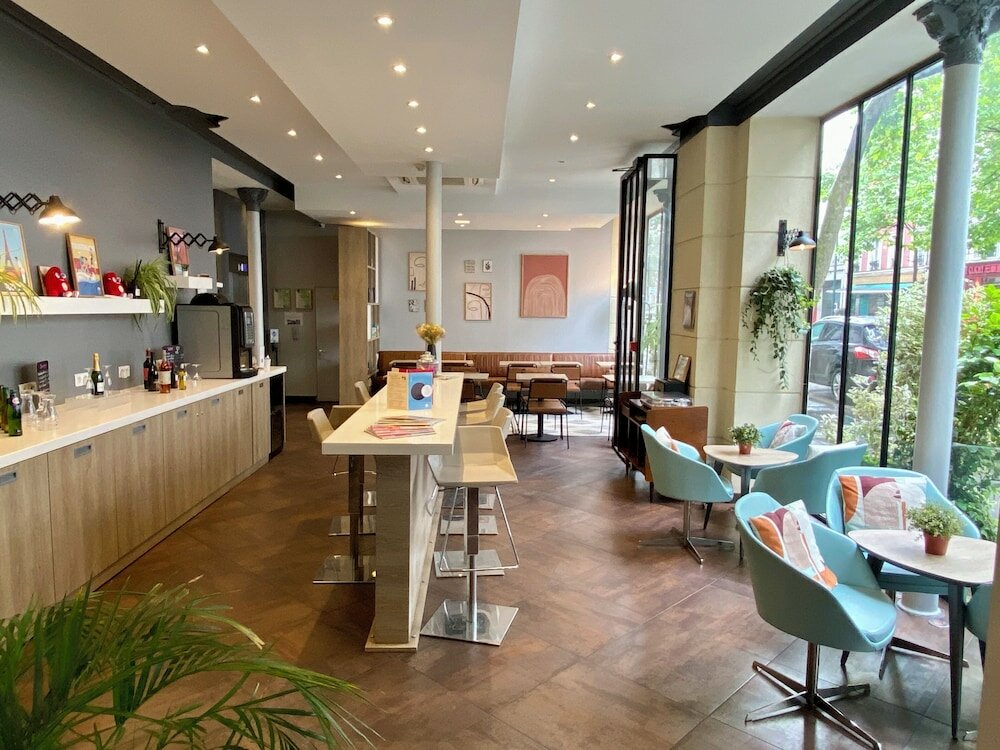 Фото Grand Hotel Clichy Paris