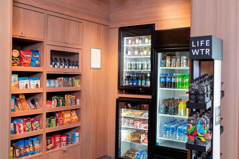 Фото Fairfield Inn & Suites by Marriott Fair Oaks Farms