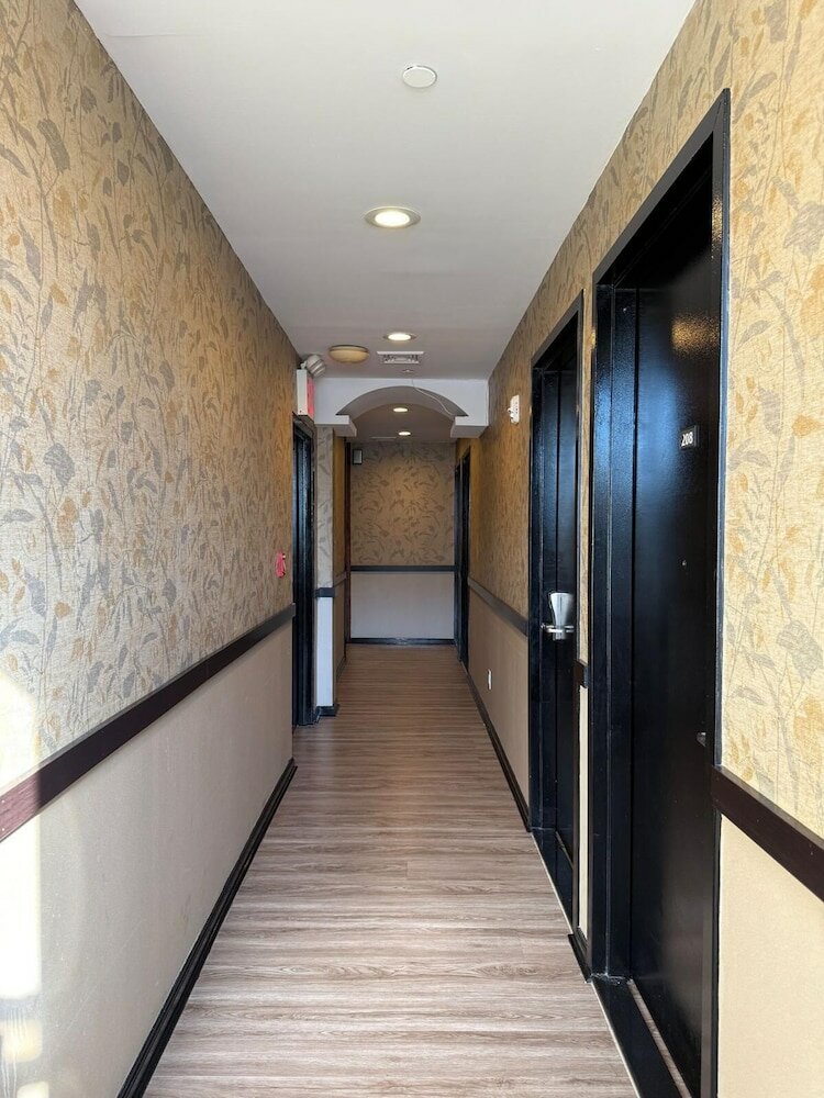 Фото Hotel Key LaGuardia Airport