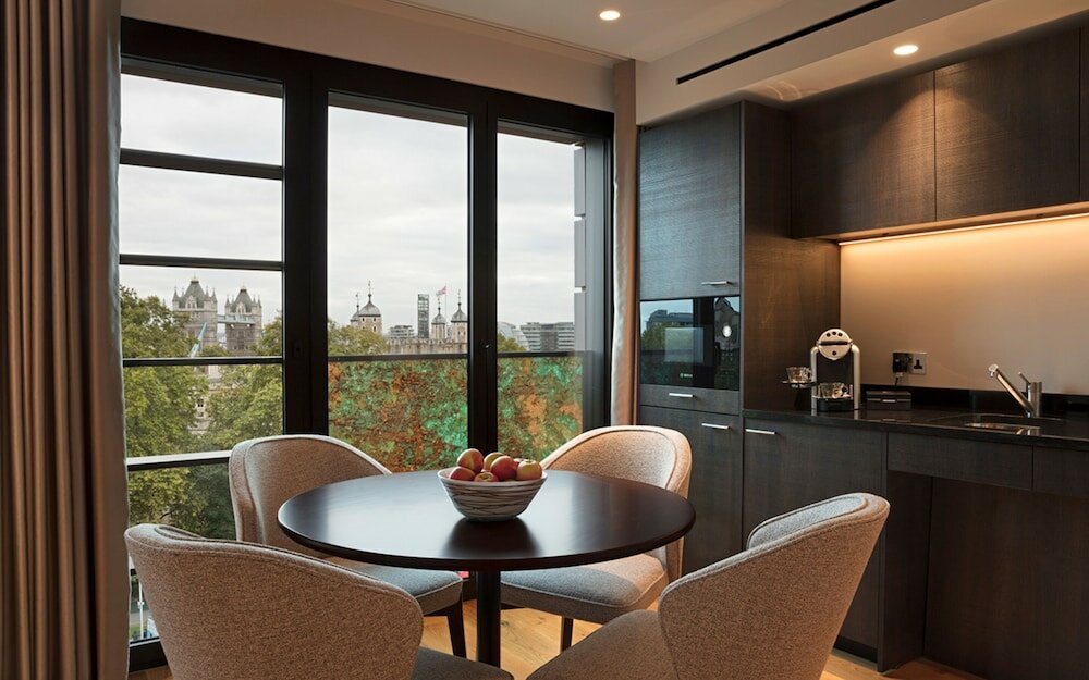 Фото Отель Tower Suites by Blue Orchid