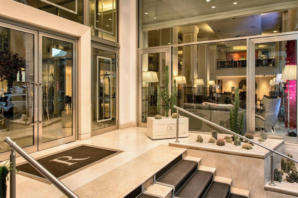 Фото Renaissance Naples Hotel Mediterraneo