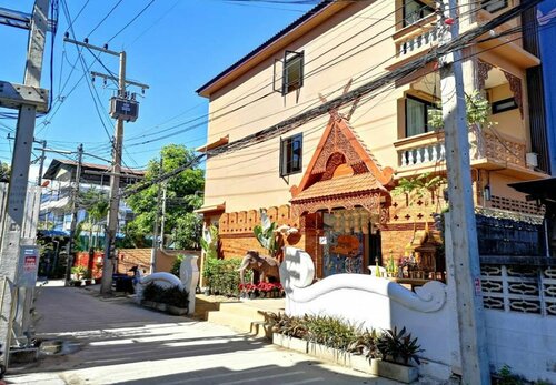 Anumat Premium Budget Hotel