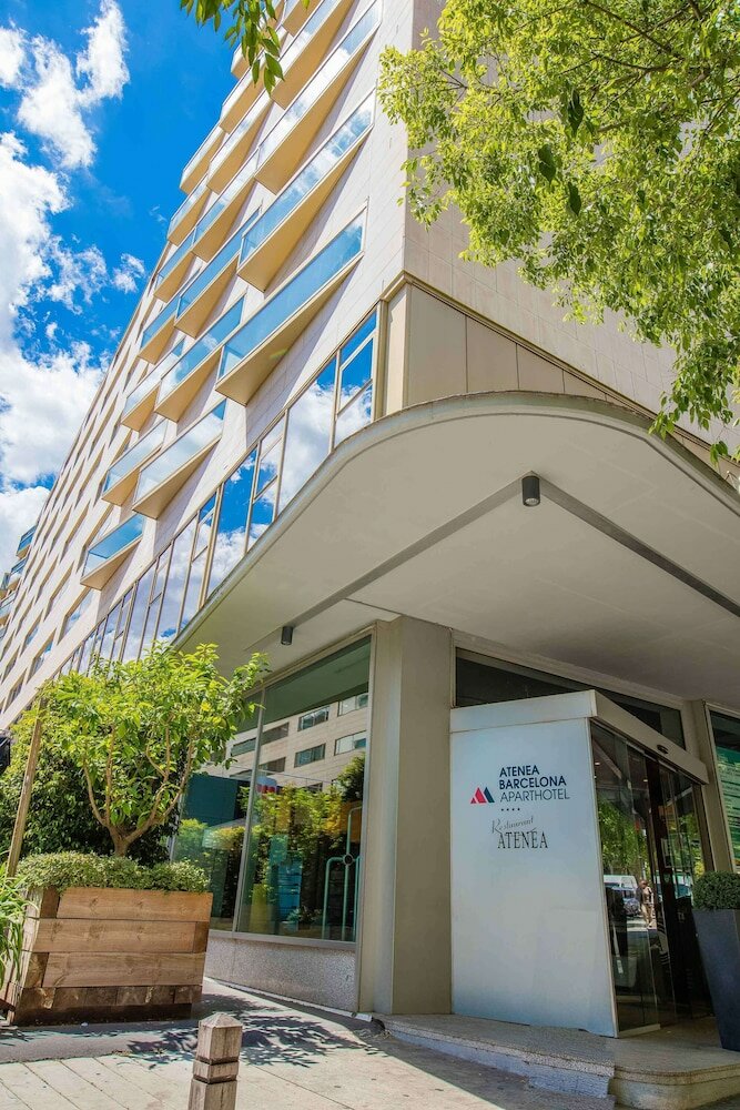 Фото Aparthotel Atenea Barcelona