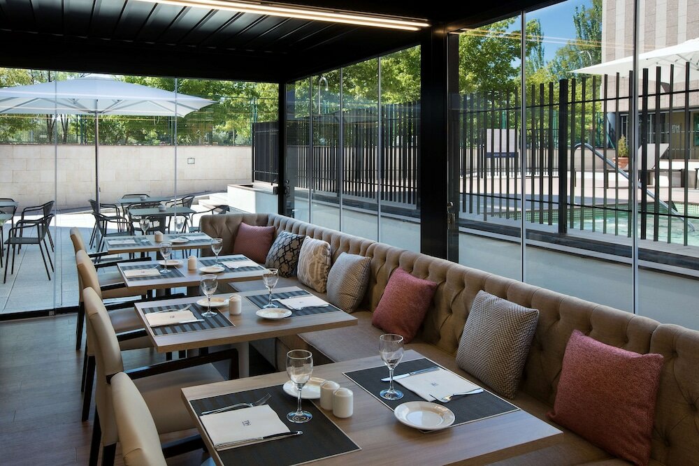 Фото Nh Madrid Barajas Airport