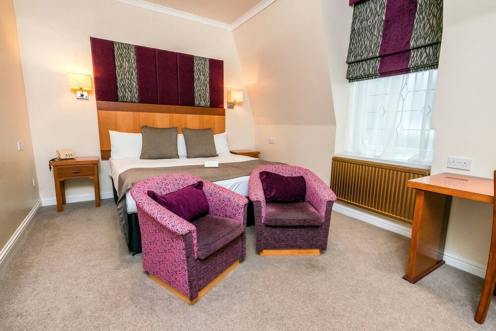 Фото Aberdeen Douglas Hotel