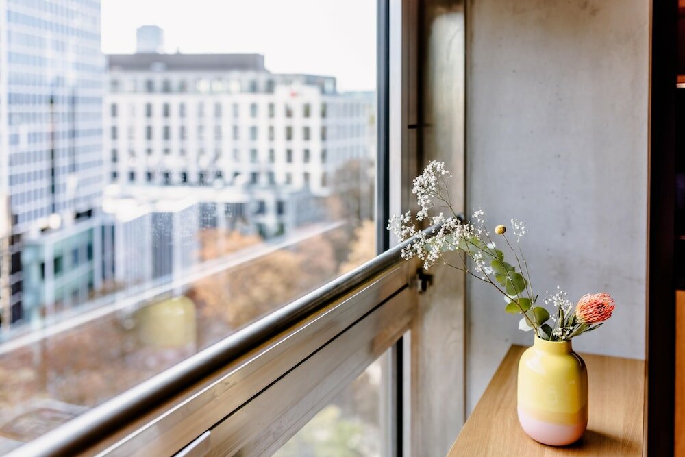 Фото The Flag West M.