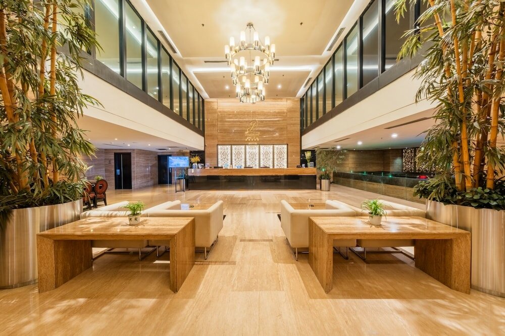 Фото Grand Jatra Hotel Balikpapan