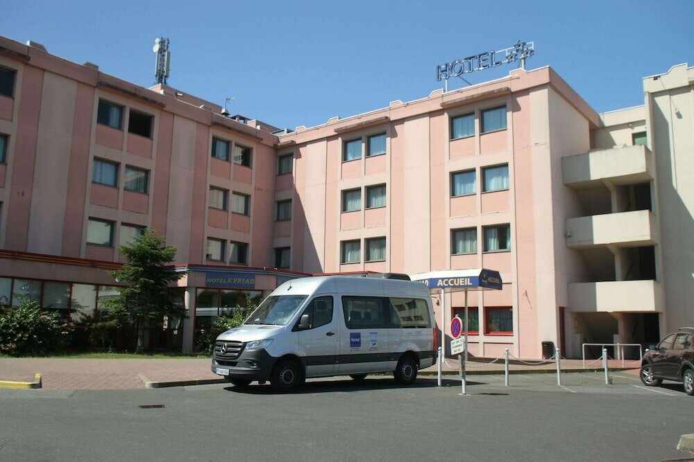 Фото Hotel Kyriad Orly Aéroport Athis Mons