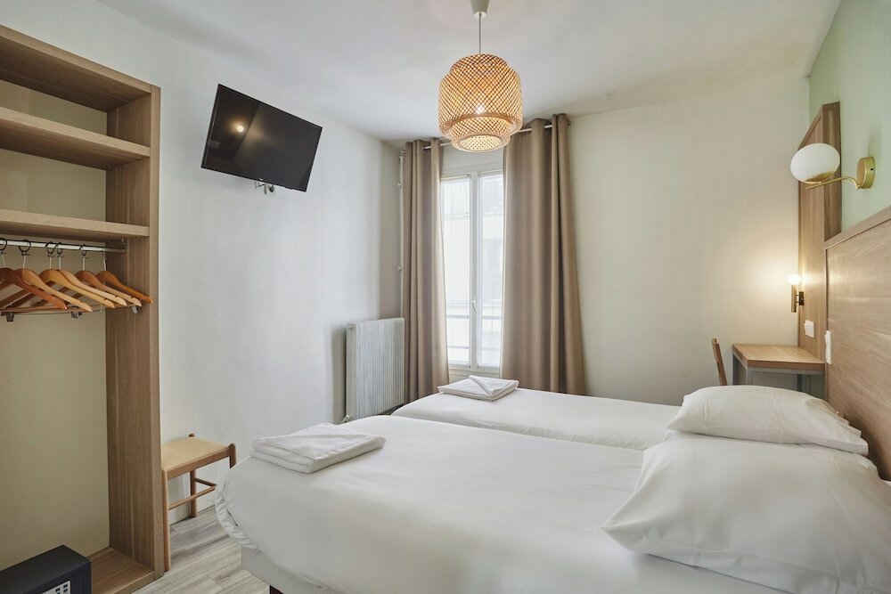 Фото Hotel Merryl