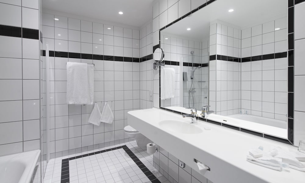 Фото Thon Hotel Opera